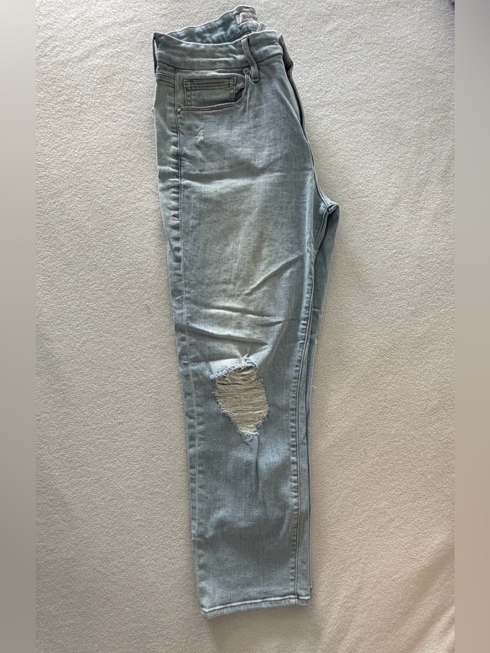 Good American Light Wash High-Rise Jeans